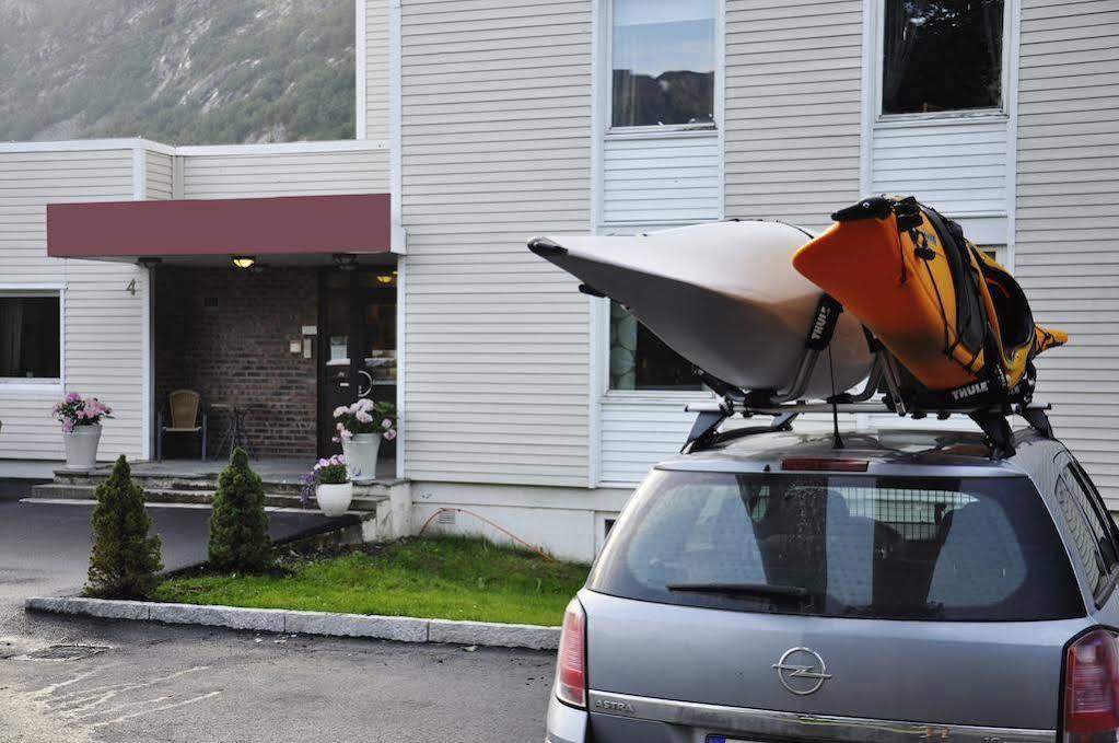 Svartisen Apartments Glomfjord Eksteriør billede